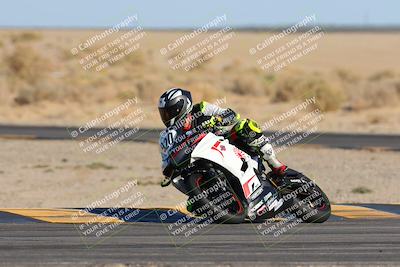 media/Mar-23-2025-CVMA (Sun) [[674f32b282]]/Race 18-Formula Twins-Formula 40 UL/